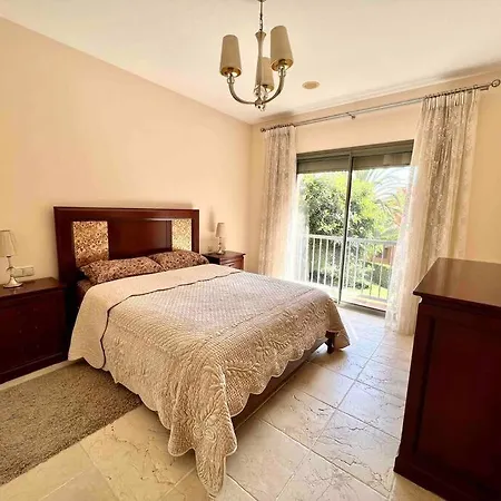 3 Bedroom In A Gorgeous Complex *