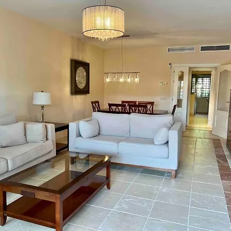 3 Bedroom In A Gorgeous Complex Estepona