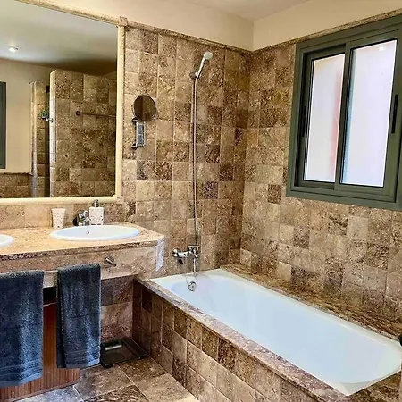 3 Bedroom In A Gorgeous Complex Appartement *