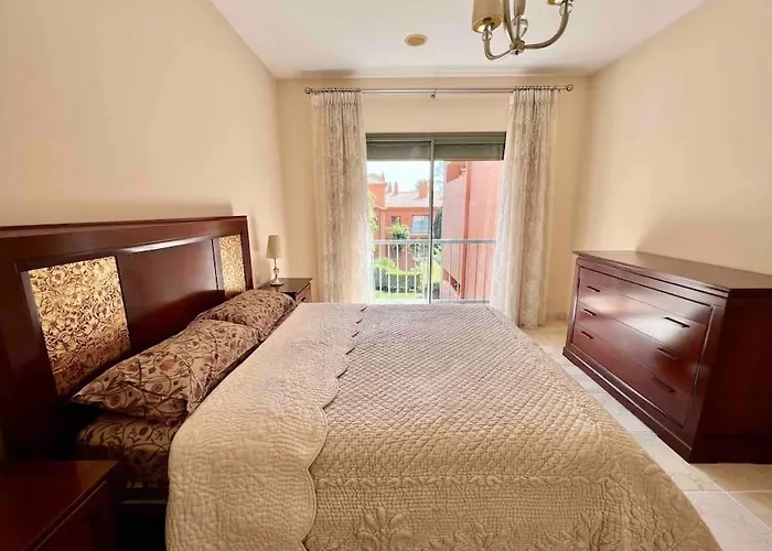 3 Bedroom In A Gorgeous Complex إِستيبونا